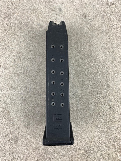 Used Glock 22 15 Round Magazine G22 Police-Trade-In - Pistol Magazines ...